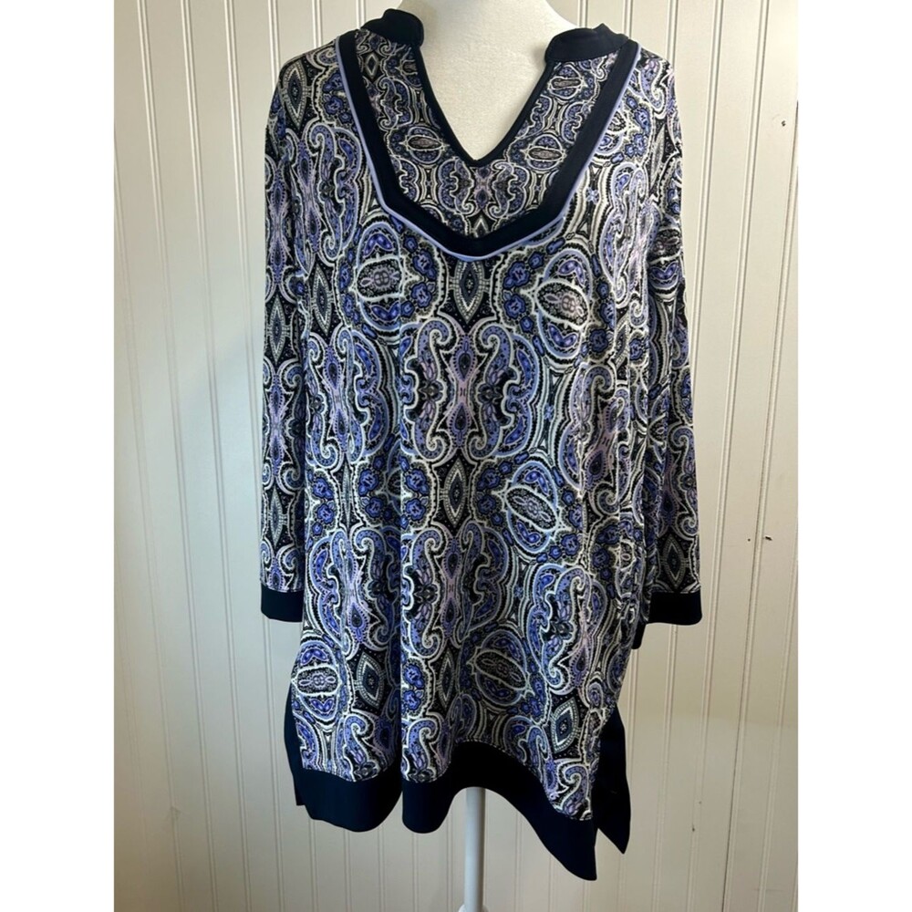 Dana Buchman Paisley V-Neck Tunic in Blue, Black and White Size L